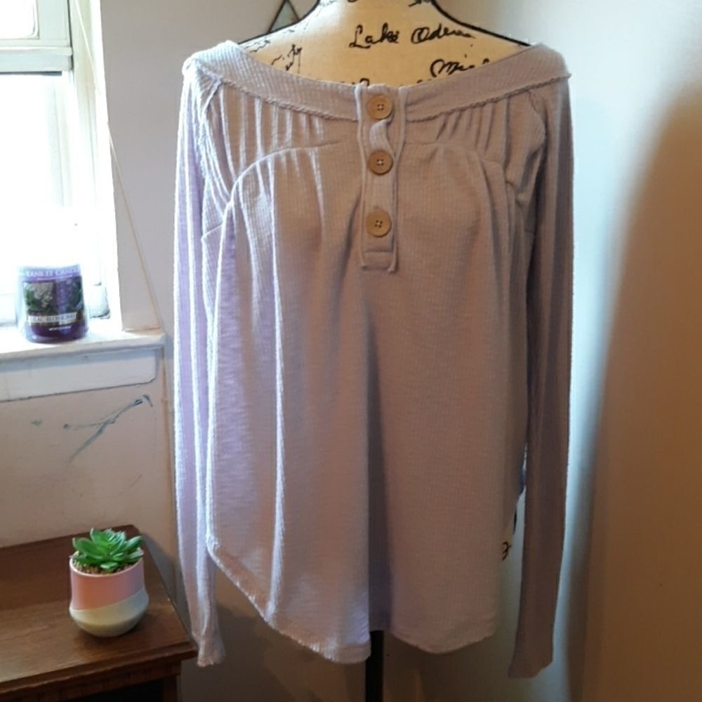 NWT FREE PEOPLE LILAC THERMAL HENLEY TOP SMALL